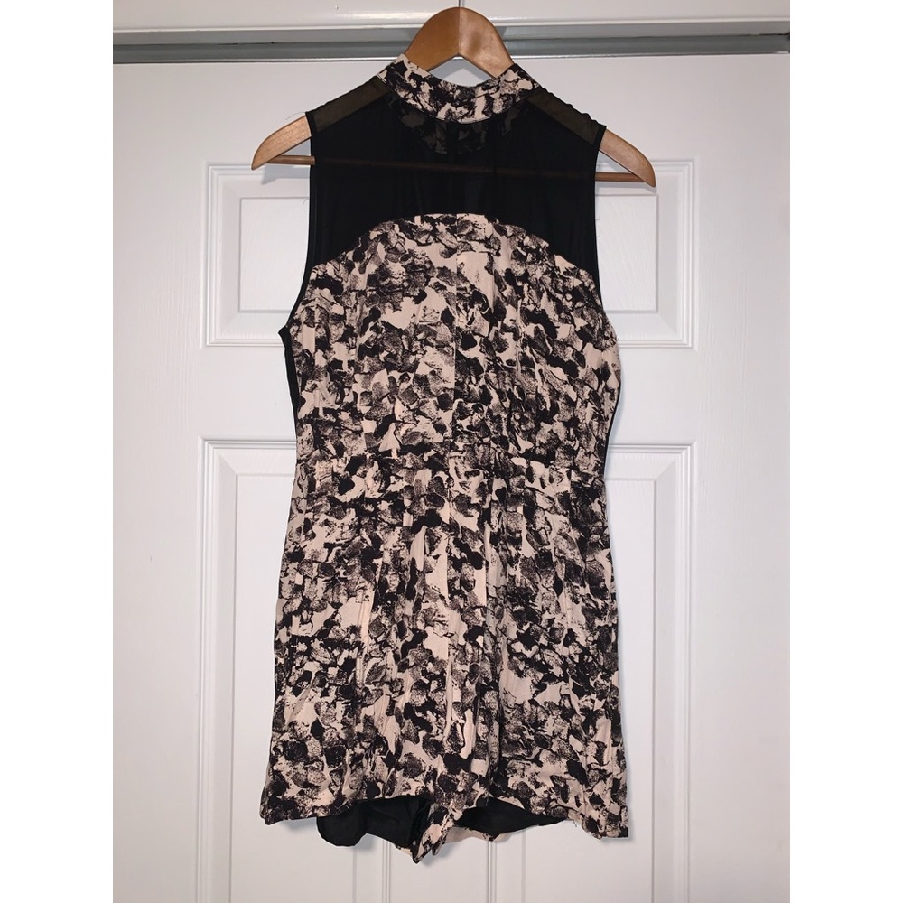 Kendall and kylie pink black romper medium